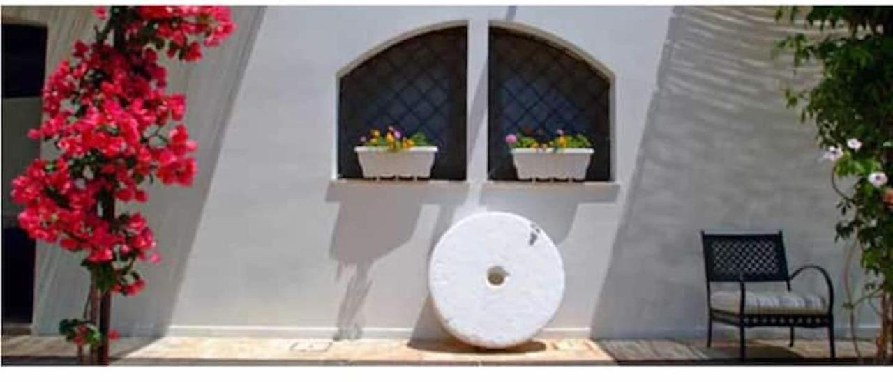 Room In Bb - Stunning Quadruple Room In Ancient Masseria Near The Sea In A Quiet Olive Trees Ostuni Luaran gambar