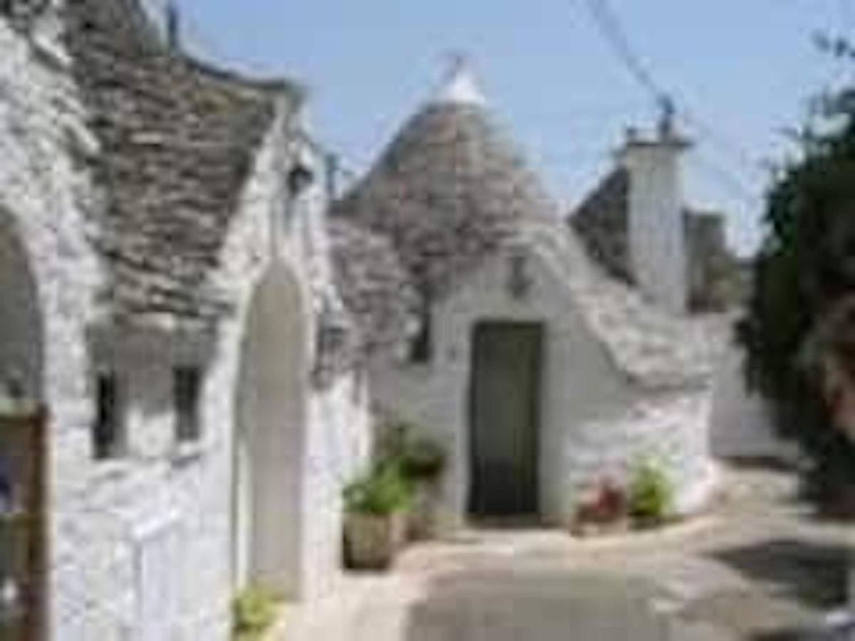 Room In Bb - Stunning Quadruple Room In Ancient Masseria Near The Sea In A Quiet Olive Trees Ostuni Luaran gambar
